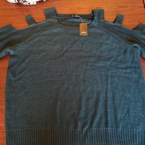 NWT Torrid Cold Shoulder Sweater Size 1X